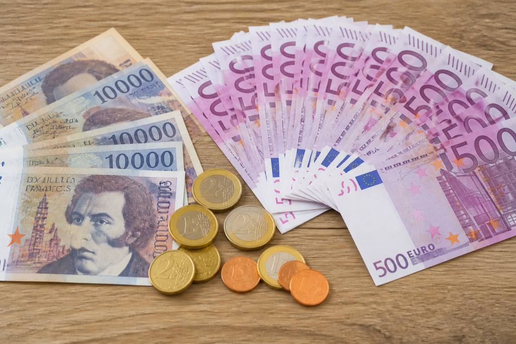 10 000 francs en euros : conversion et valeur actuelle